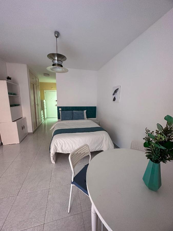 Wonderful Apt With Terrace - 15M Walk Giralda Sevilla Eksteriør billede